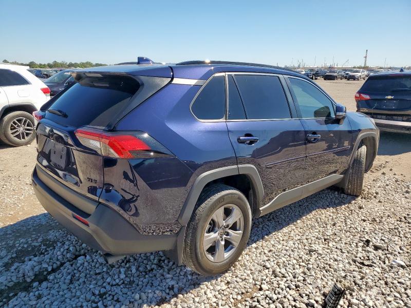 Фото 3 - TOYOTA RAV4