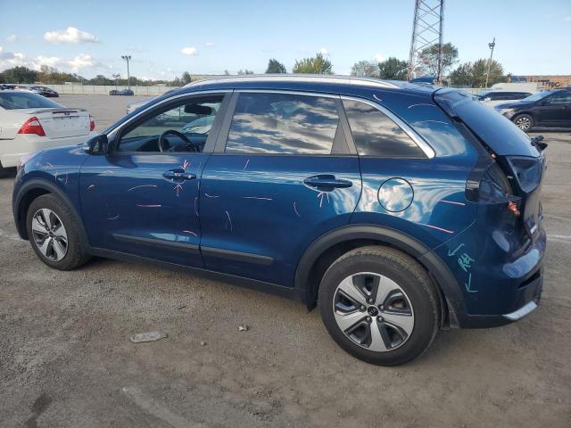 Фото 2 - KIA NIRO