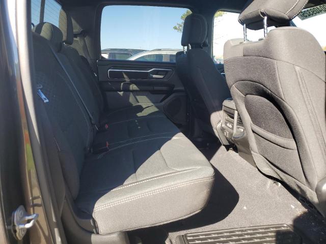 Фото 10 - RAM 1500