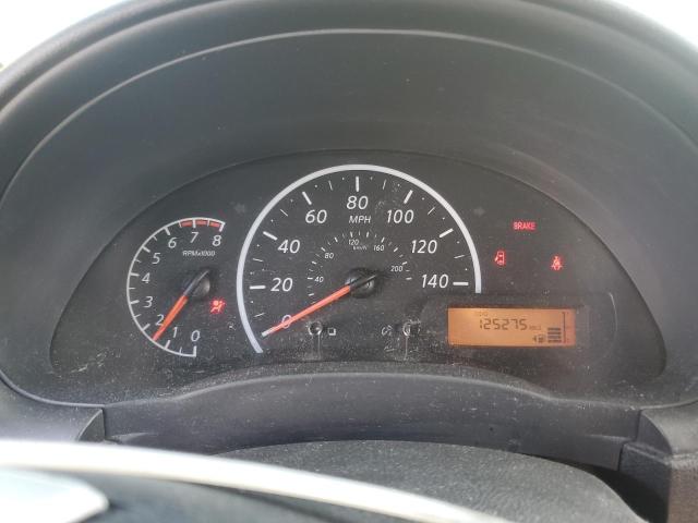 Фото 9 - NISSAN VERSA