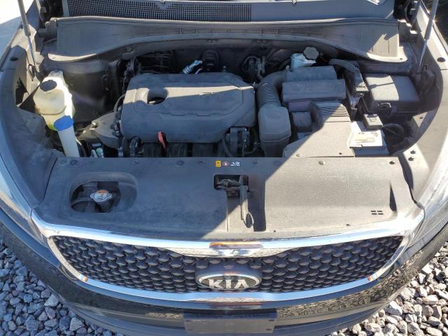 Фото 12 - KIA SORENTO