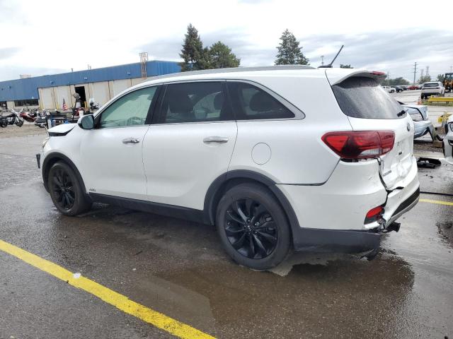Фото 2 - KIA SORENTO