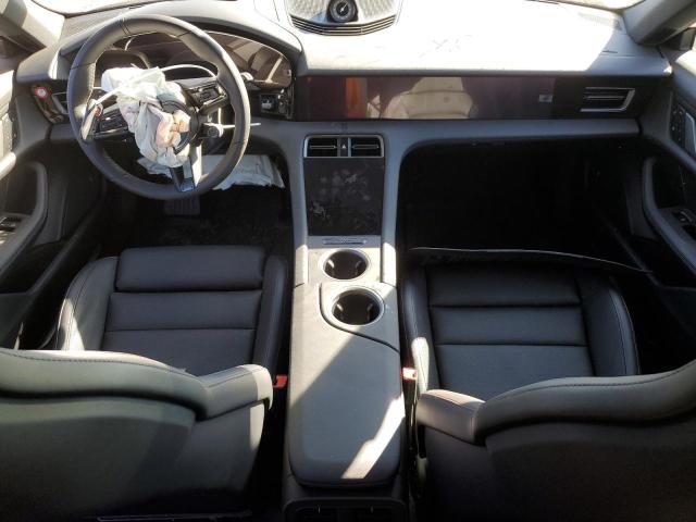 Фото 8 - PORSCHE TAYCAN