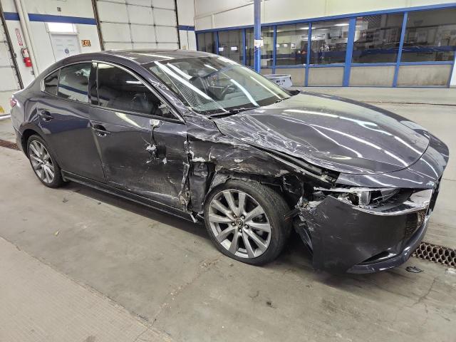 Фото 4 - MAZDA 3