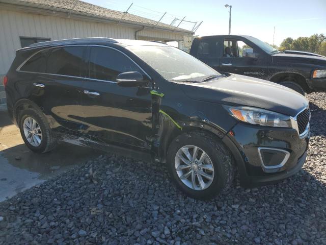 Фото 4 - KIA SORENTO