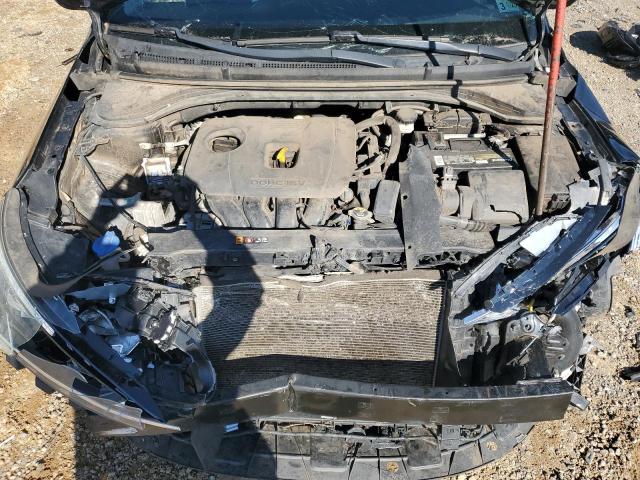 Фото 11 - HYUNDAI ELANTRA