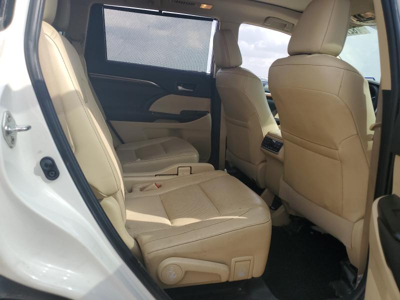 Фото 11 - TOYOTA HIGHLANDER