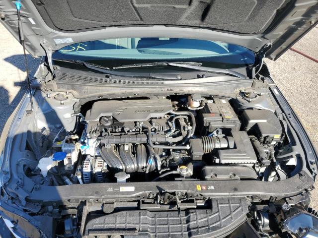 Фото 11 - HYUNDAI ELANTRA