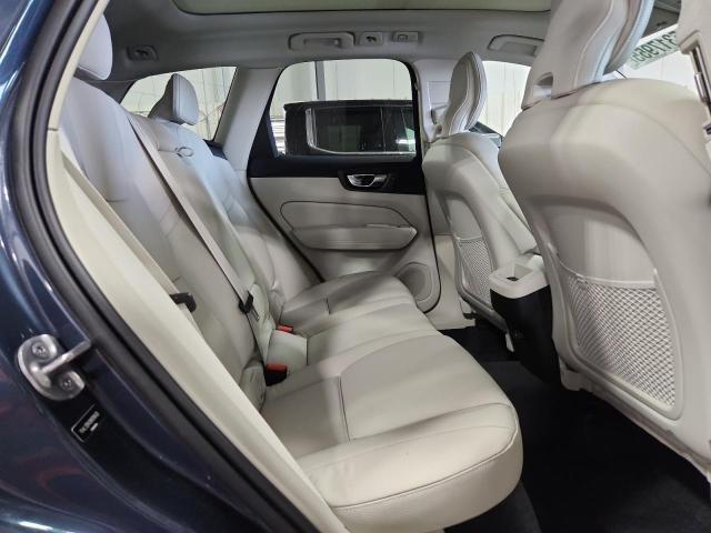 VOLVO XC60 B5 MO 2022 VIN YV4L12RK0N1018426