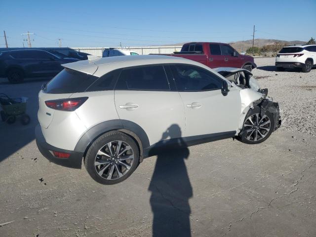 Фото 3 - MAZDA CX-3