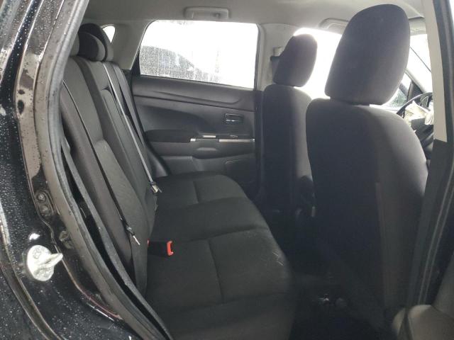 Фото 10 - MITSUBISHI OUTLANDER