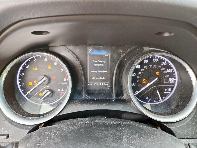 Фото 9 - TOYOTA CAMRY