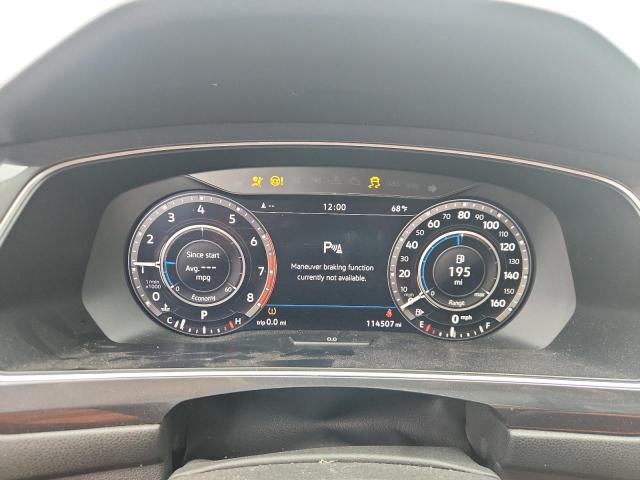 VOLKSWAGEN TIGUAN 2018 VIN 3VV5B7AX4JM132828