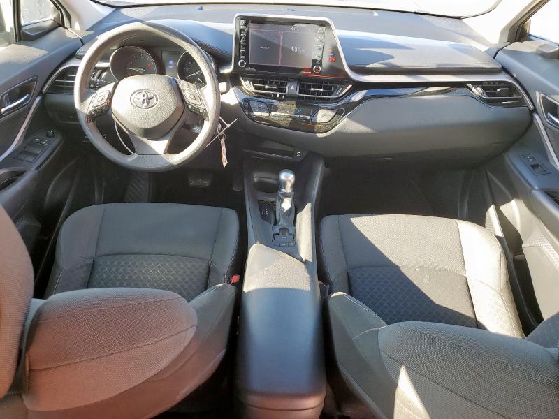 Фото 8 - TOYOTA C-HR