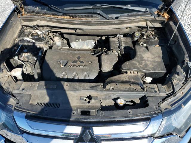 Фото 12 - MITSUBISHI OUTLANDER