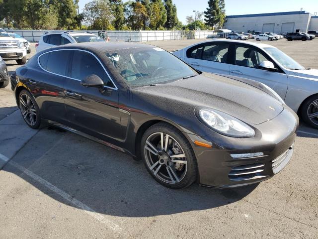 Фото 4 - PORSCHE PANAMERA