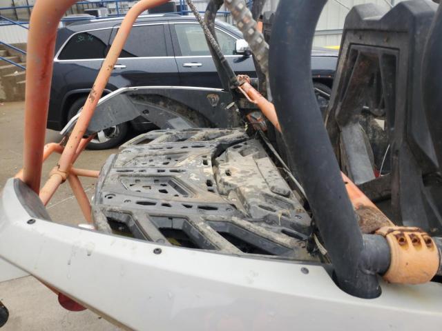 CAN-AM SIDEBYSIDE 2016