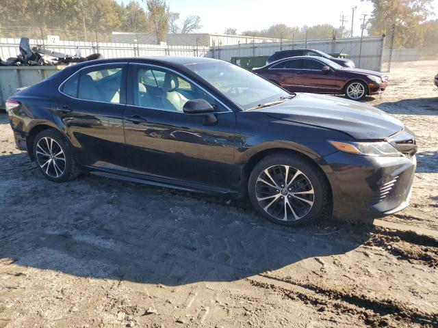 Фото 4 - TOYOTA CAMRY