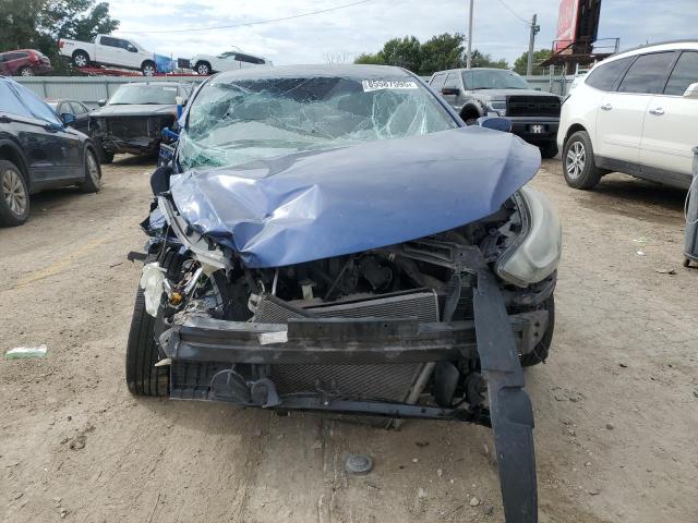 Фото 5 - HYUNDAI ELANTRA