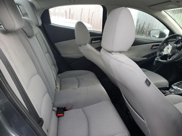 Фото 10 - TOYOTA YARIS