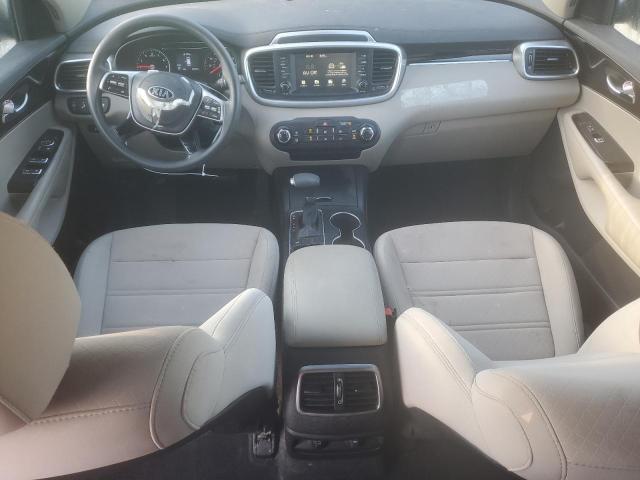 Фото 8 - KIA SORENTO