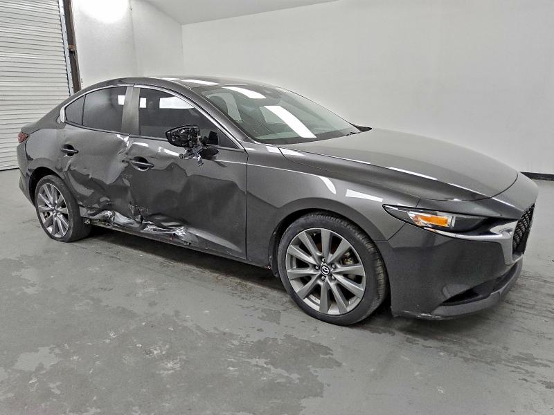 Фото 4 - MAZDA 3