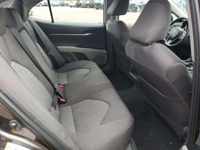 Фото 10 - TOYOTA CAMRY