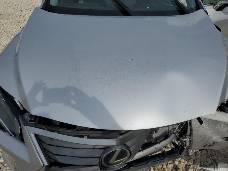 Фото 12 - LEXUS RX350