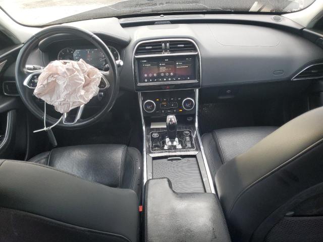 Фото 8 - JAGUAR XE