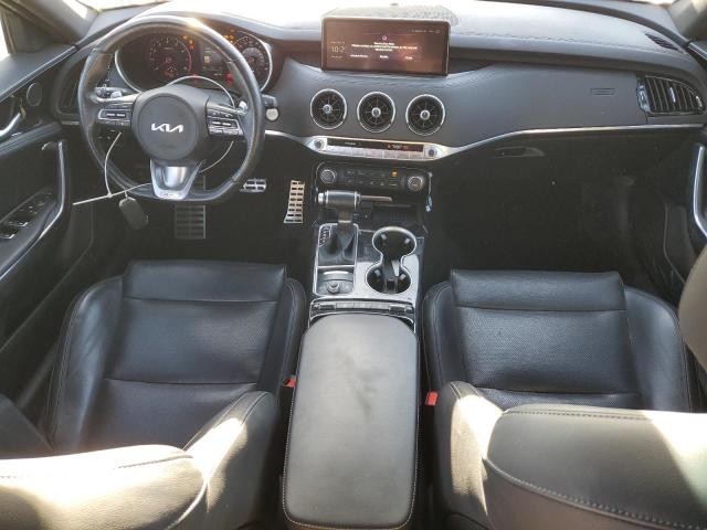 Фото 8 - KIA STINGER