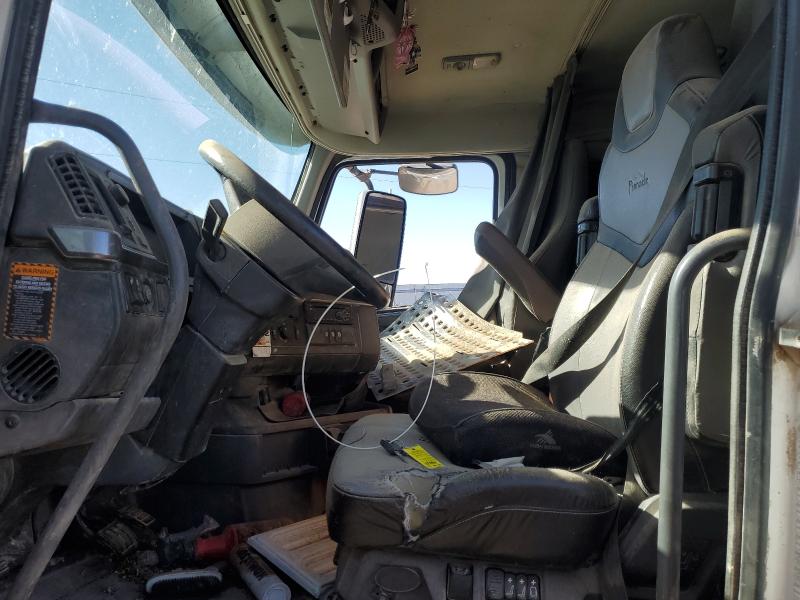 Фото 5 - VOLVO All Models