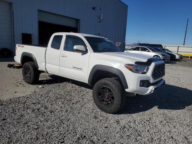 Фото 4 - TOYOTA TACOMA