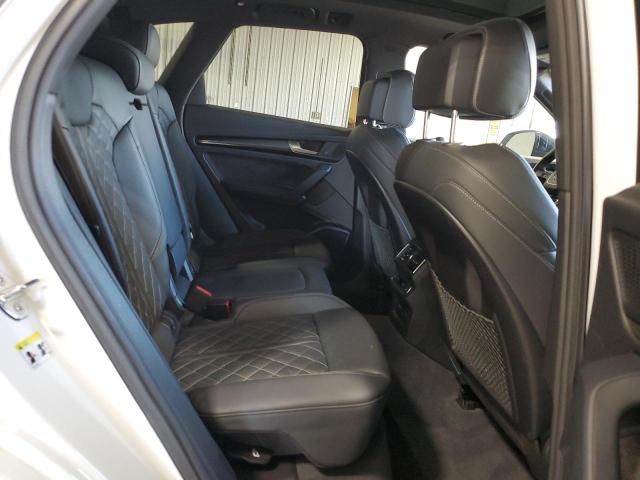 Фото 11 - AUDI SQ5