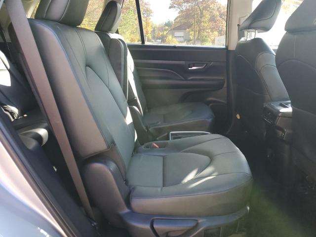 TOYOTA GRAND HIGH 2025 VIN 5TDAAAB53SS094701