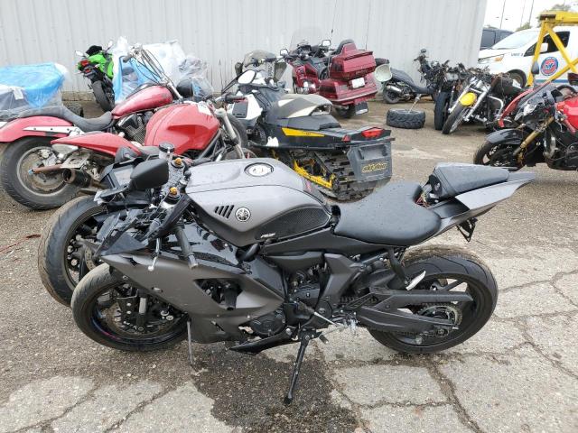 YAMAHA YZFR7 2024