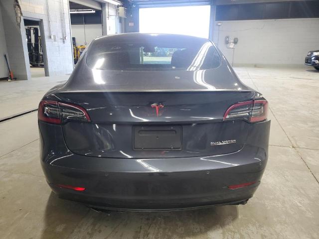 Фото 6 - TESLA MODEL 3