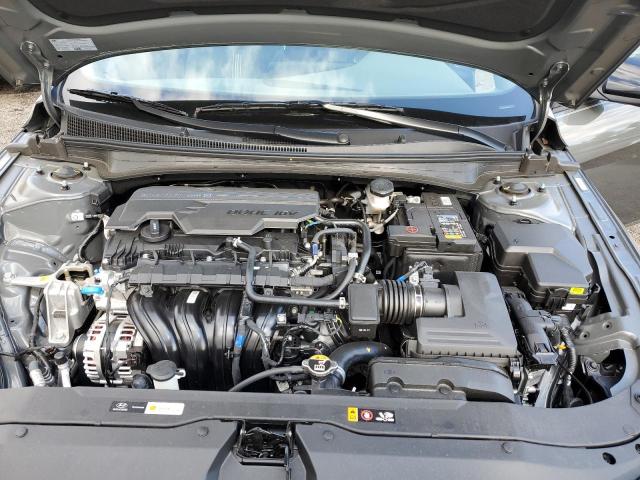 Фото 11 - HYUNDAI ELANTRA