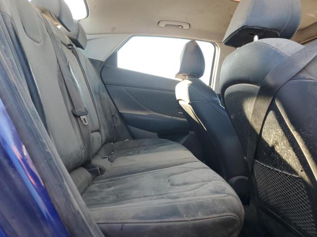 Фото 10 - HYUNDAI ELANTRA