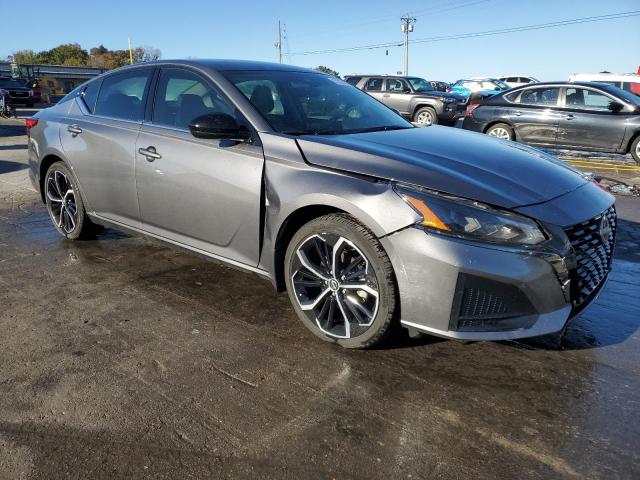 Фото 4 - NISSAN ALTIMA