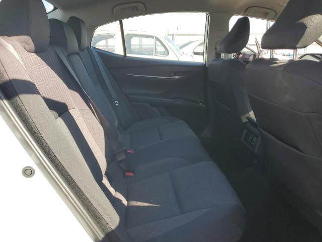 Фото 10 - TOYOTA CAMRY