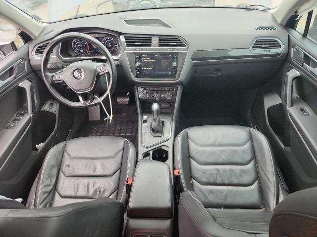 VOLKSWAGEN TIGUAN 2018 VIN 3VV5B7AX4JM132828