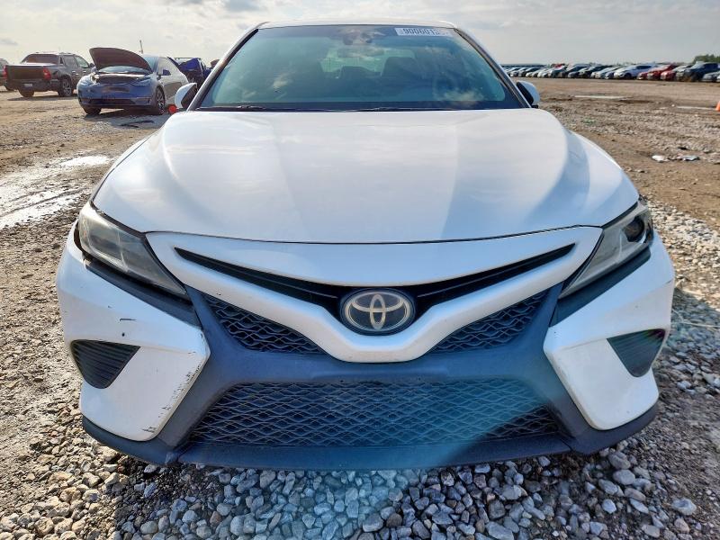 Фото 5 - TOYOTA CAMRY