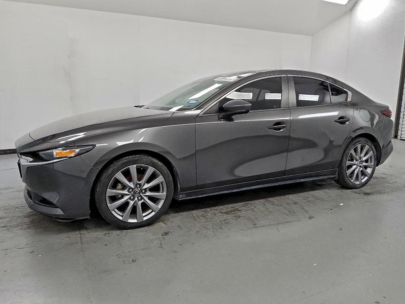 Фото 1 - MAZDA 3