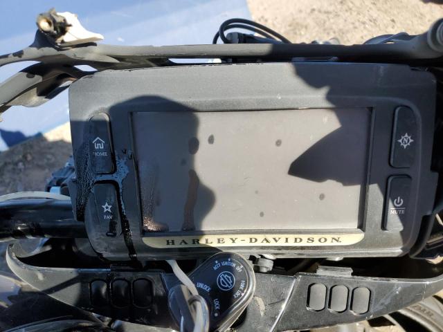 HARLEY-DAVIDSON FL 2018