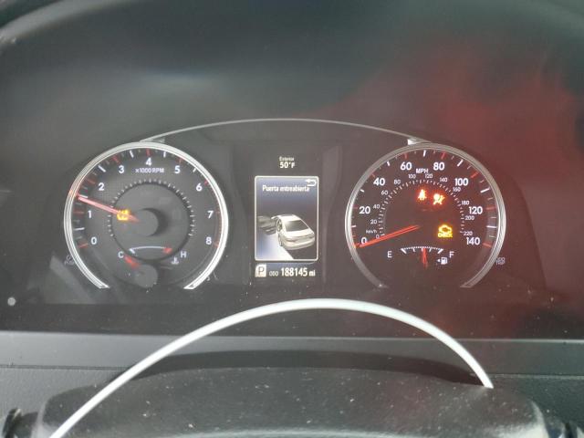 Фото 9 - TOYOTA CAMRY