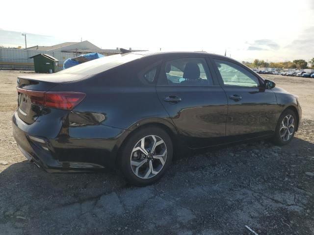 Фото 3 - KIA FORTE