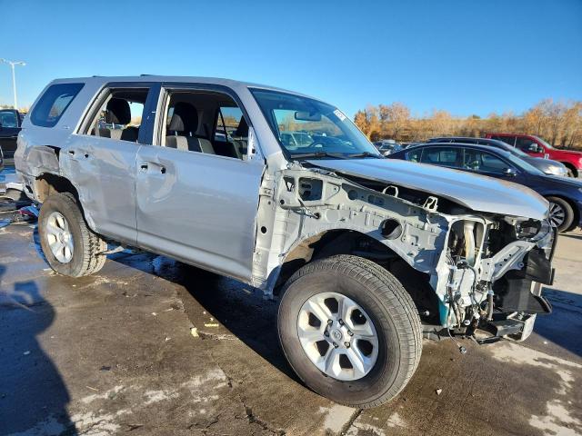 Фото 4 - TOYOTA 4RUNNER