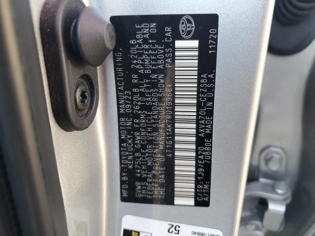 Фото 12 - TOYOTA CAMRY