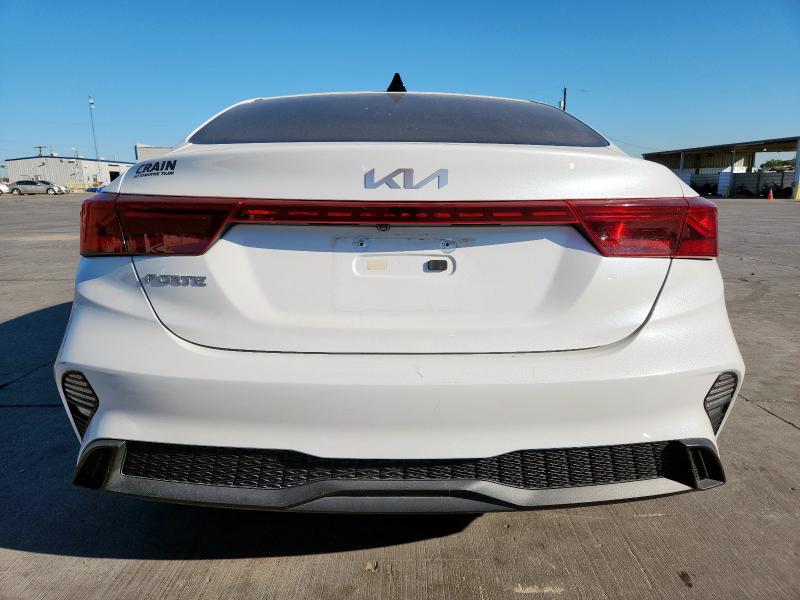 Фото 6 - KIA FORTE