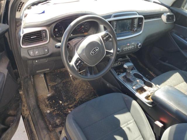 Фото 8 - KIA SORENTO